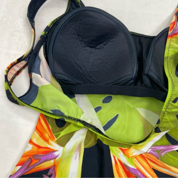 Diva Rachael Poppo black tropical garden one piece swimsuit. Size 12 - Picture 4 of 9